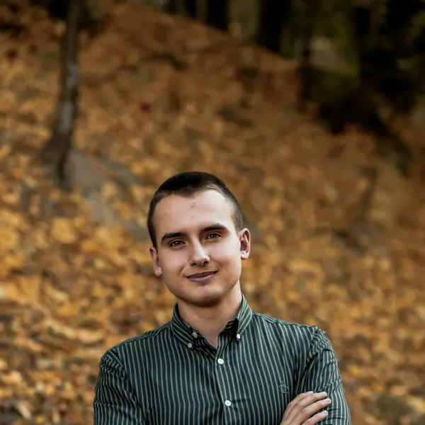 Dr. Ricardo Tavares